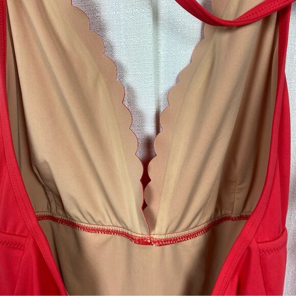 J.Crew Coral Scalloped V Neck One Piece Swimsuit Sz.8 - Picture 12 of 16